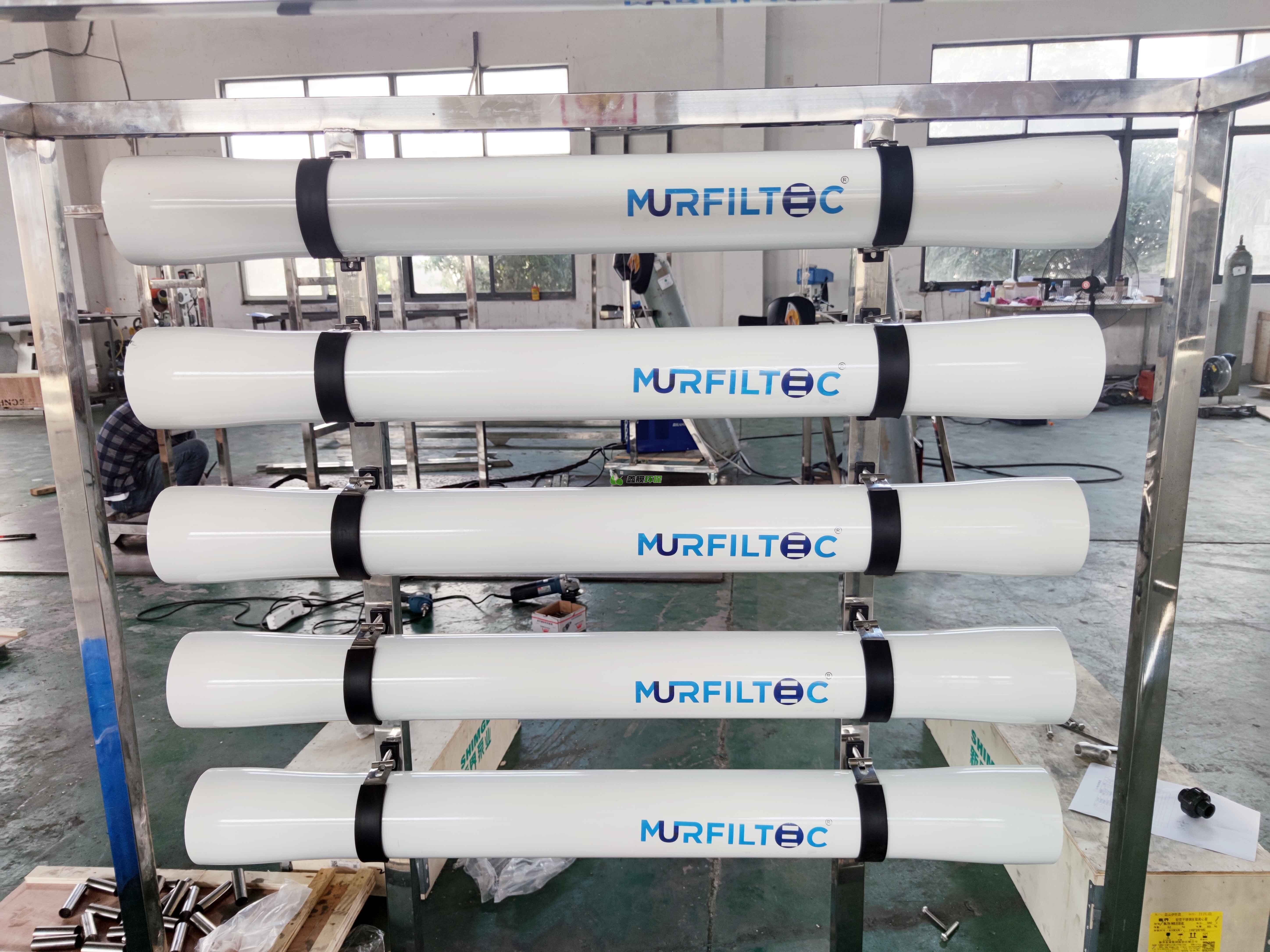 玻璃鋼RO膜殼8040 (3) 玻璃鋼RO膜殼8040 (3)